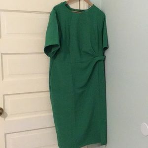 green dress size 22